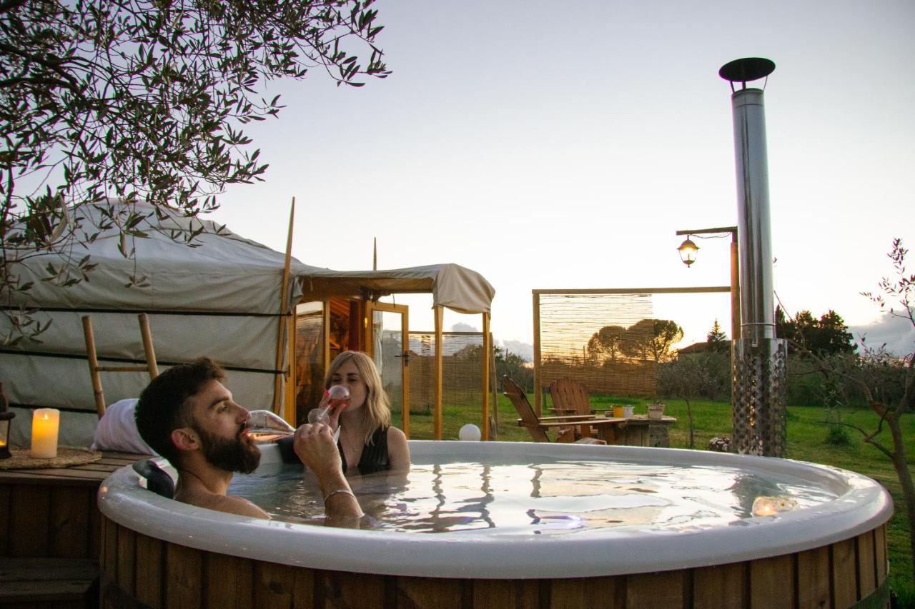 2 Cuori E 1 Yurta Glamping In Tuscany - Adults Only Ашано Экстерьер фото